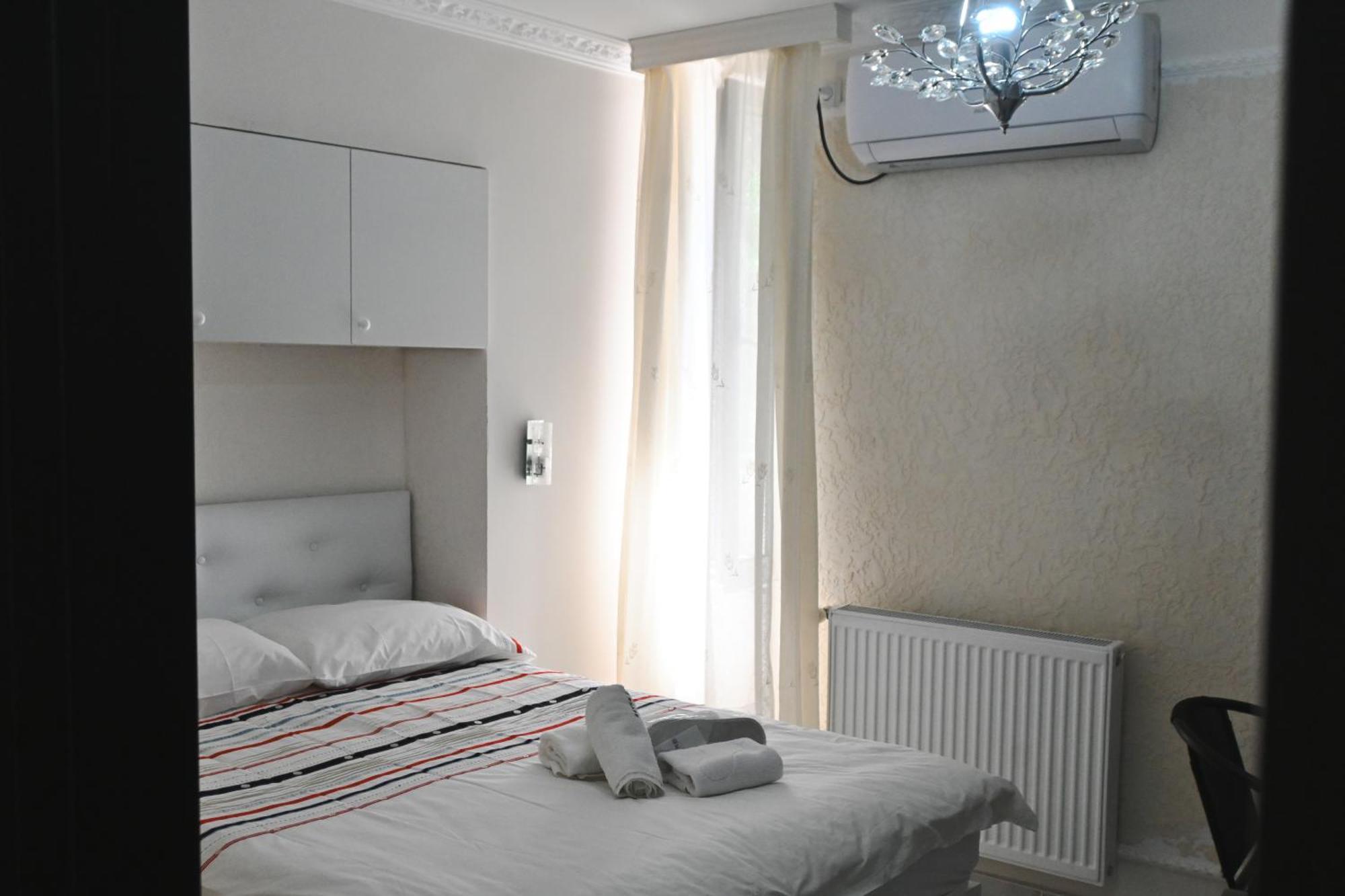 Jerusalem Hotel Koetaisi Buitenkant foto
