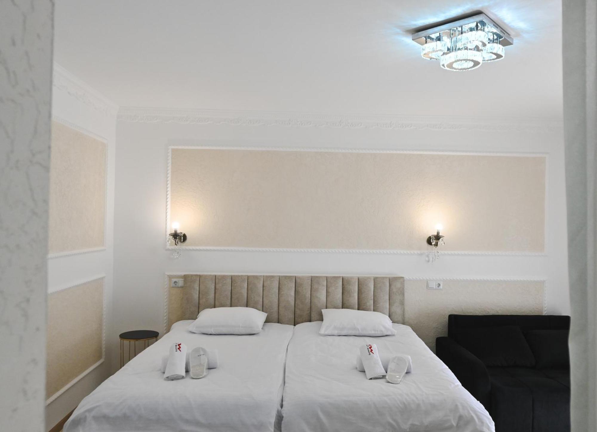 Jerusalem Hotel Koetaisi Buitenkant foto