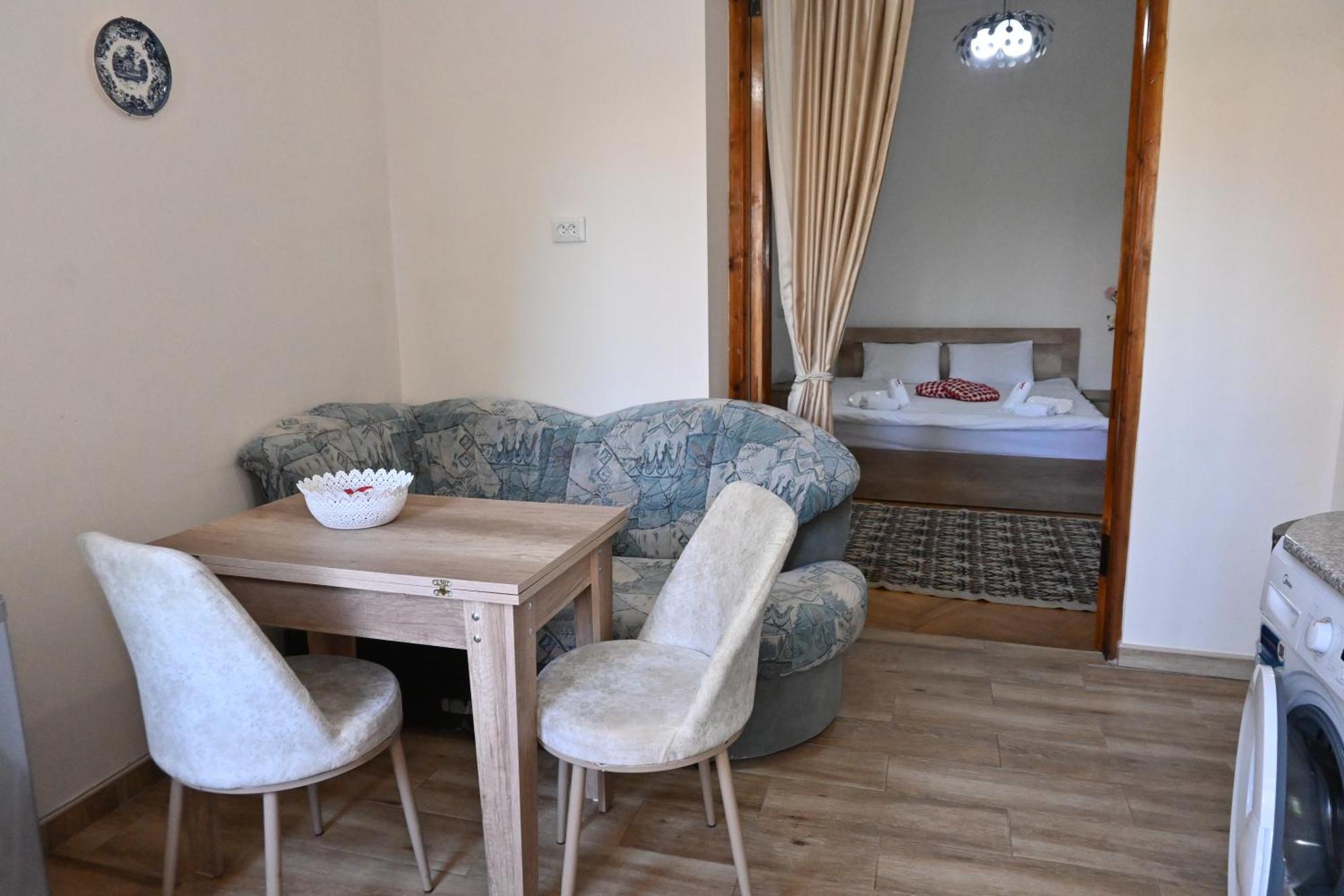 Jerusalem Hotel Koetaisi Buitenkant foto